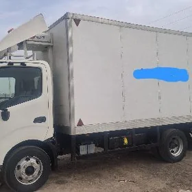 Mitsubishi Canter 2020