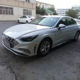 Hyundai Sonata 2022
