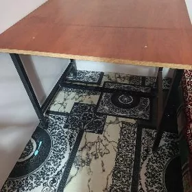 стол