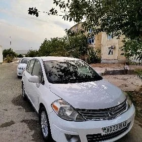 Nissan Versa 2010