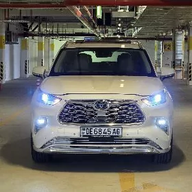 Toyota Highlander 2020