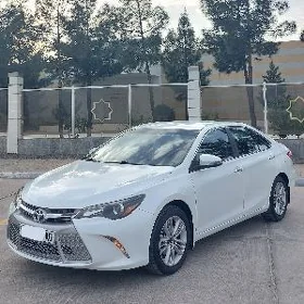 Toyota Camry 2016