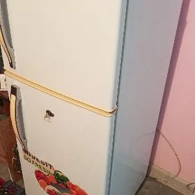 Holodilnik Indesit