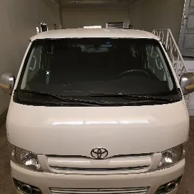 Toyota Hiace 2006