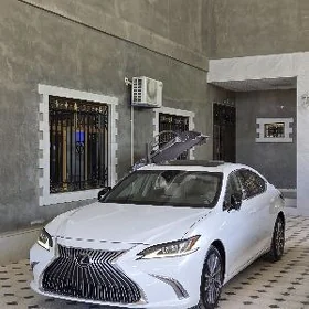 Lexus ES 250 2021