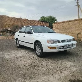 Toyota Carina 1992