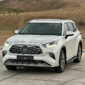 Toyota Highlander 2021