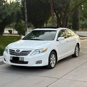 Toyota Camry 2010