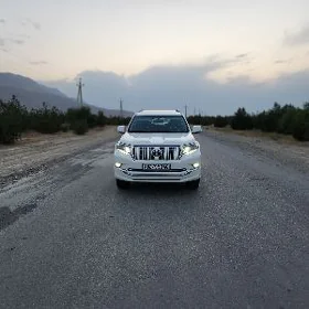 Toyota Land Cruiser Prado 2021