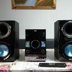 muzykalny sentyr LG