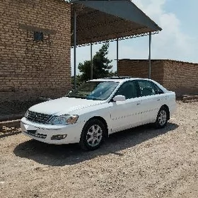 Toyota Avalon 2000