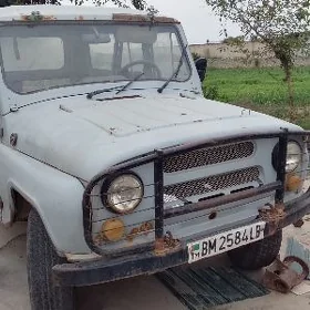 UAZ 469 2002
