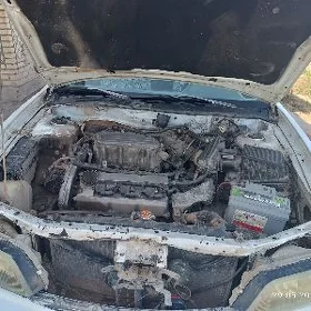 Nissan Cefiro 1995
