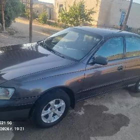 Toyota Carina 1995