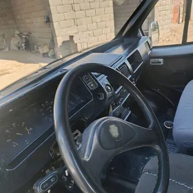 Gaz 24 1998