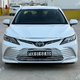 Toyota Camry 2023