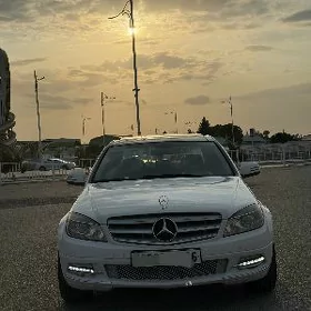 Mercedes-Benz C-Class 2008