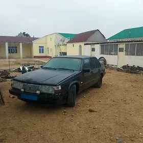 Volvo 940 1990