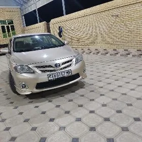 Toyota Corolla 2011