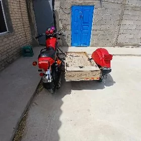 Iž Planeta 5 2000