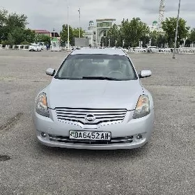 Nissan Altima 2009