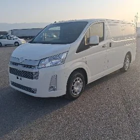 Toyota Hiace 2025