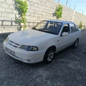 Daewoo Nexia 2010