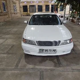Infiniti I30 1999
