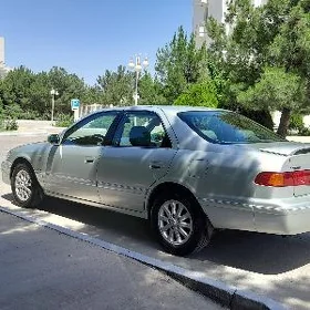 Toyota Camry 2000