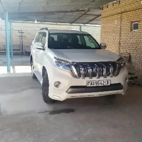 Toyota Land Cruiser Prado 2012
