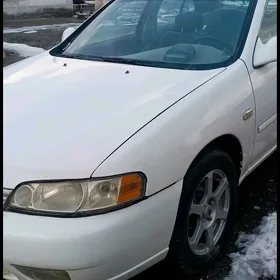 Nissan Altima 2001