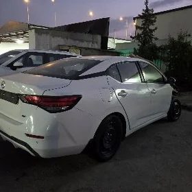 Nissan Sentra 2020
