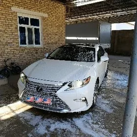 Lexus ES 350 2015