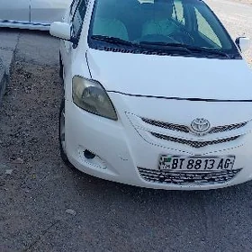 Toyota Yaris 2009