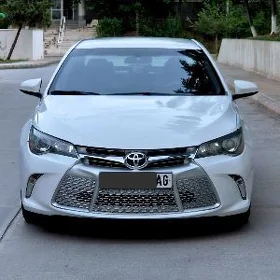 Toyota Camry 2017