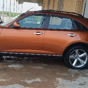 Infiniti FX45 2004