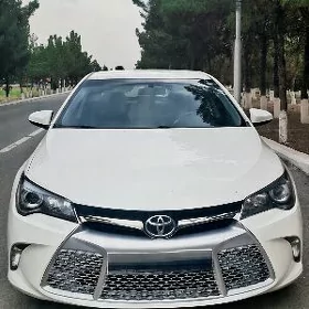 Toyota Camry 2017