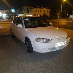 Hyundai Elantra 1997