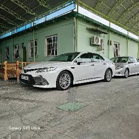 Toyota Camry 2018