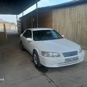 Toyota Camry 2001