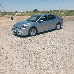 Toyota Camry 2023
