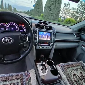 Toyota Camry 2012