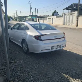 Hyundai Sonata 2020