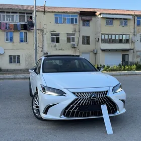 Lexus ES 350 2024