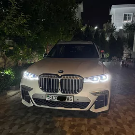 BMW X7 2022