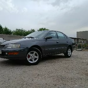Toyota Corona 1993