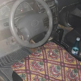Toyota Corona 1998