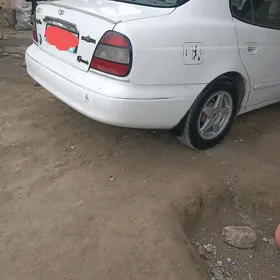 Daewoo Leganza 1999