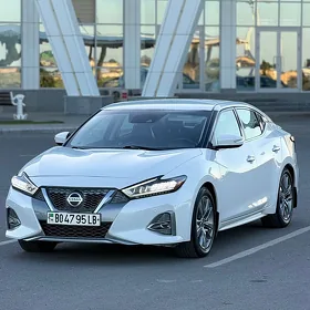 Nissan Maxima 2022
