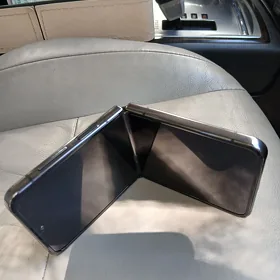 Z flip 4